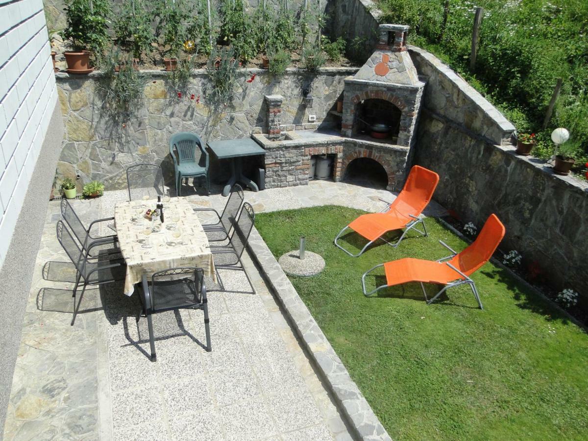 Apartma Jezero Most na Soči Exterior foto